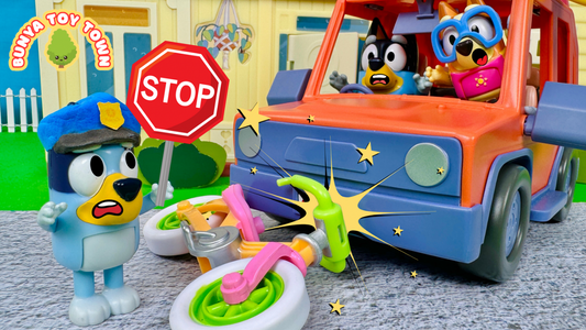 Bluey Police Officer Learns Car Safety Rules - Pretend Play with Bluey Toys